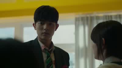 저 새끼 뭐 하냐? - All of Us Are Dead