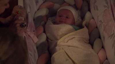 [Jepsen] ♪ One, two, three, four ♪ - Fuller House