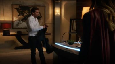 Jeremiah died working for the DEO. - Supergirl