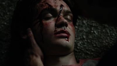 Jeremy. Aah! - The Vampire Diaries