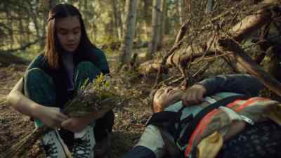 Jeremy, I need you to come
with me. - Wynonna Earp