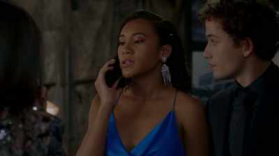 Jeremy, it's me,
I'm getting nervous - Pretty Little Liars: The Perfectionists