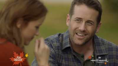 [JEREMY] Sorry to bother you two,
but we have a guest. - Country at Heart