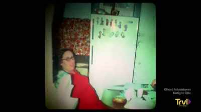 Jerry was bringing
in the groceries, - Devil's Road: The True Story of Ed and Lorraine Warren