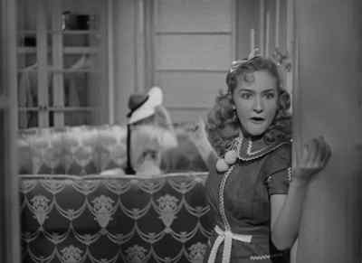 Jerry! Come here! Quick! - Merrily We Live