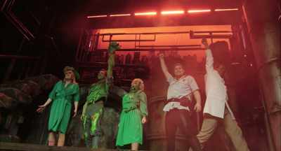 Jersey!
(dramatic music) - The Toxic Avenger: The Musical