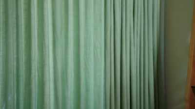 - [Jess] I absolutely
love those.
- [Joe laughing] - Renovation Impossible