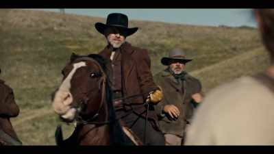 [Jesse] Boys, allow me
to introduce a very old - Billy the Kid
