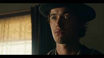 [Jesse] We don't wanna see you
within five miles - Billy the Kid