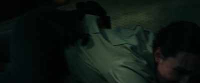 (Jessica grunting)
(intense music) - Woman in the Maze