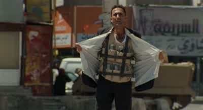 Jesus. All right, sergeant, I need a 75-meter perimeter. Get these guys back. - Get them back. - Giv - The Hurt Locker