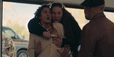 - Jesus Christ, lady!
- Give it a nick. Just a nick. - High Desert