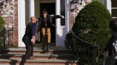 - Jet!
- Move! Let's move! - Law & Order: Organized Crime