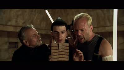 J'étais là, devant elle. - The Fifth Element