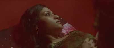 Jewellery on rent...
a gemstones set.. - Lipstick Under My Burkha