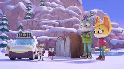 [Jill] We're doing undercover work
in the tundra. - The Creature Cases