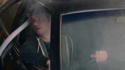 - Jim!
- [Engine stops] - Nowhere Fast