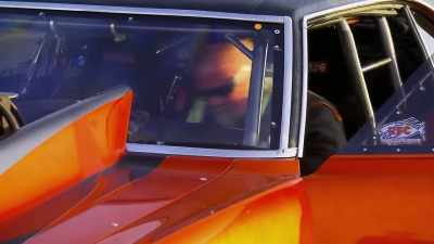 [Jim] Jim Howell, team Detroit. - Street Outlaws No Prep Kings Team Attack
