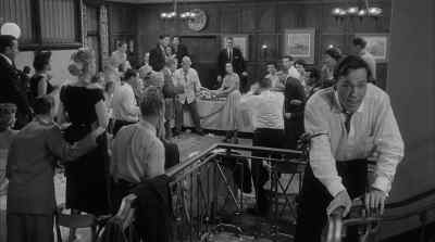 Jimmy, come on.
The old ballgame. - Fear Strikes Out