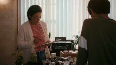 Jin-ah, Daddy and I
wasn't arguing about money. - American Born Chinese