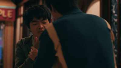 - Jin, I-- I'm sorry. Are you okay?
- Stop! - American Born Chinese