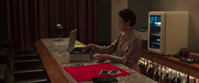 - Jin-su, who is it?
- It's nothing. - The Roundup: No Way Out