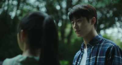 Jin-woo, go with her,
she might get hurt. - Soulmate