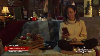 ♪ ...jingle all the way, ♪ - A Glenbrooke Christmas