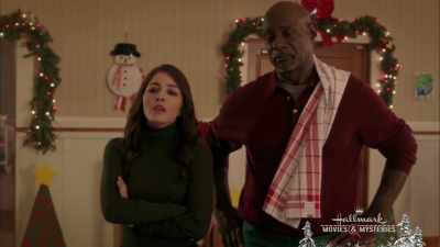 ♪ Jingle bells,
jingle bells ♪ - A Joyous Christmas
