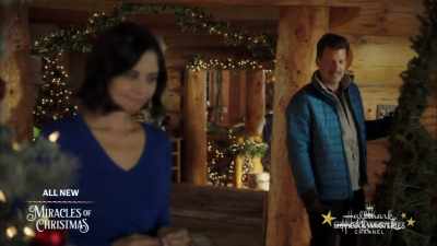 Joan, can we talk about this? - Meet Me at Christmas