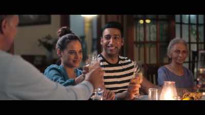 Jodi and Prishen,
you've given us the greatest gift. - Kandasamys: The Baby