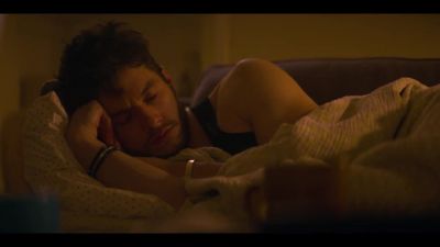 -[Joe groans]
-Shh! He's sleeping. - You
