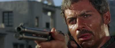 Joe: Hanno detto che mi cercavi. - A Fistful of Dollars