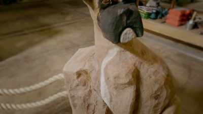Joe, I didn't think that
the carving was particularly strong, - Handmade: Britain's Best Woodworker