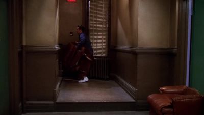 [JOEY AND RACHEL
SPEAKING INDISTINCTLY] - Friends