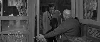 Joey, come in. - The Money Trap