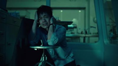 Johann, please. Talk to me. - Hemlock Grove
