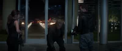 Follow me. - Terminator Genisys