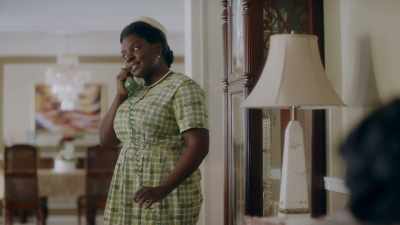 [john cracking up] - Robin Roberts Presents: Mahalia