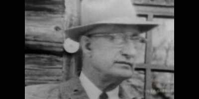 John Drummond:
Authorities also found several
pictures had been taken - The Murders at Starved Rock