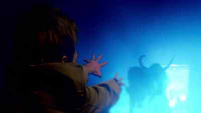 John, get us out of here! - Constantine