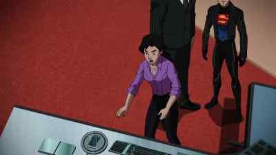 John! It's a hologram! - Reign of the Supermen