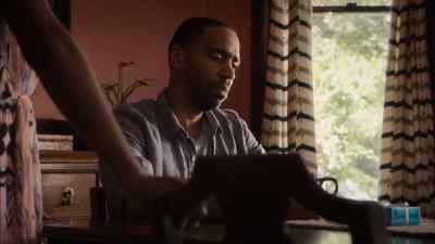 John, open it. - The Leftovers