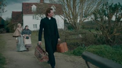 John, we're off. - The Essex Serpent