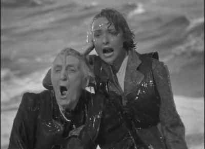 Johnny, don't go! You'll be washed away! - Foreign Correspondent