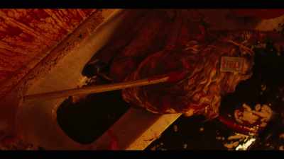 ♪Johnny, so long at the fair♪
(David moaning) - Haunting of the Queen Mary