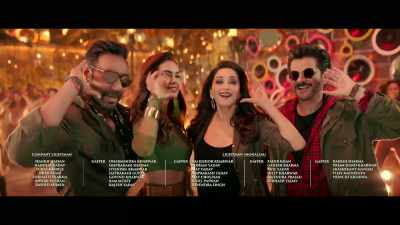 ...Johnny's money from your casino - Total Dhamaal