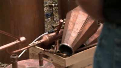 -[johnson] you all
need anything?
-[all laughing] - Moonshiners: Master Distiller