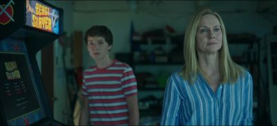Jonah, why don't you go inside? - Ozark