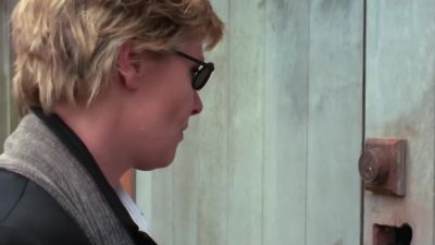 (Jonas) You have got
to teach me how to do that. - Stargate SG-1